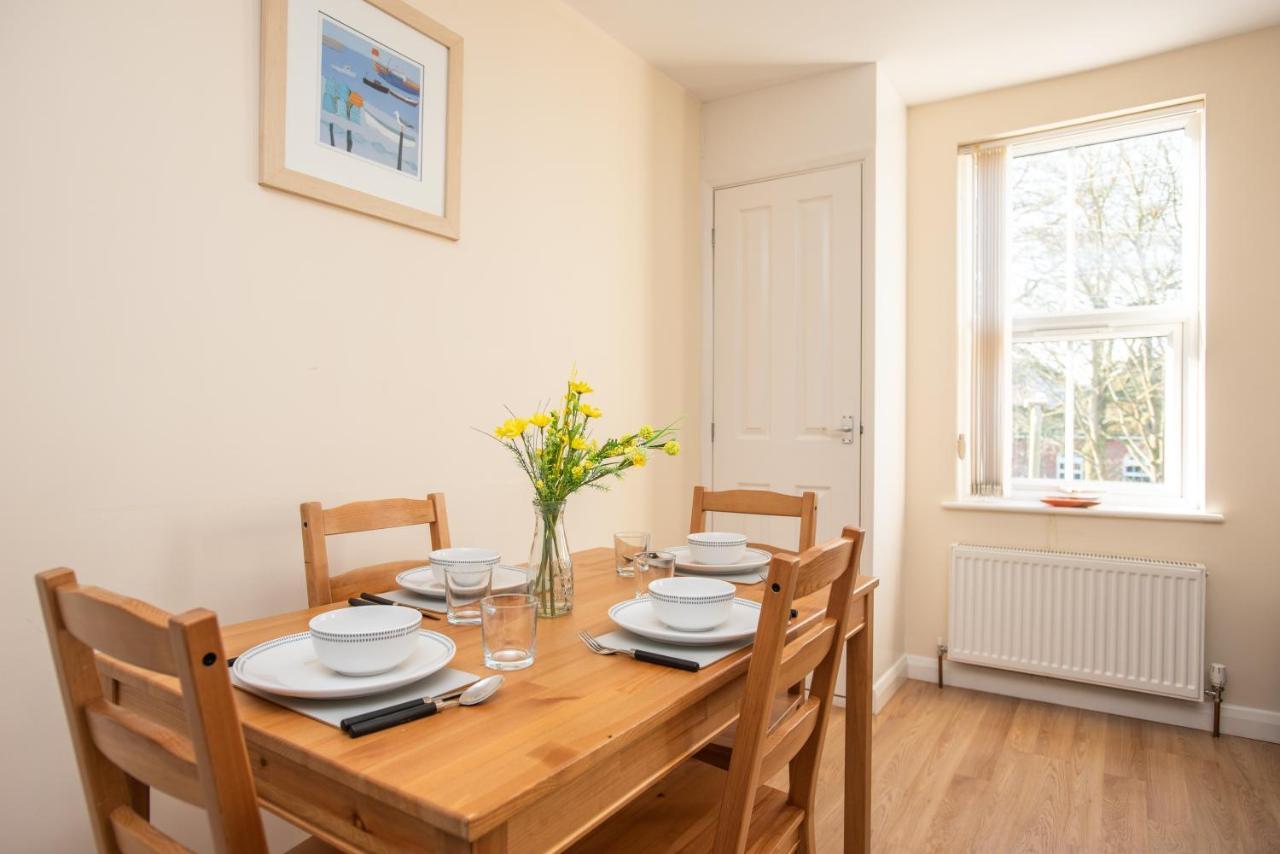 Cowley Spacious Flat With Parking, Oxford Buitenkant foto