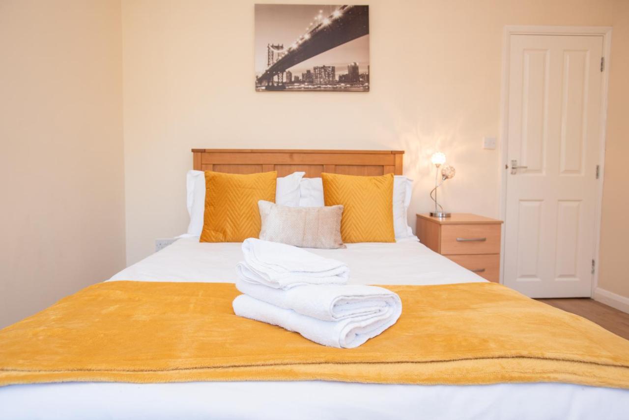 Cowley Spacious Flat With Parking, Oxford Buitenkant foto