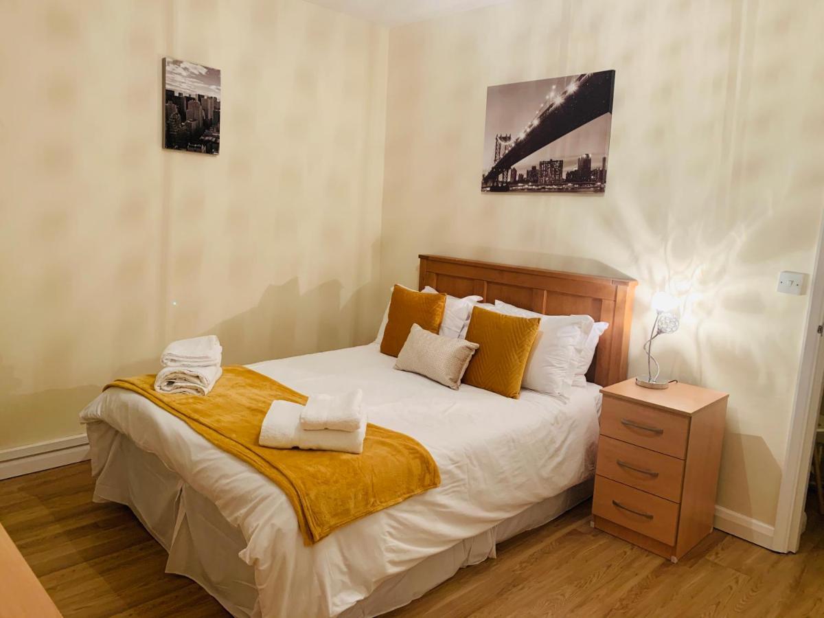 Cowley Spacious Flat With Parking, Oxford Buitenkant foto